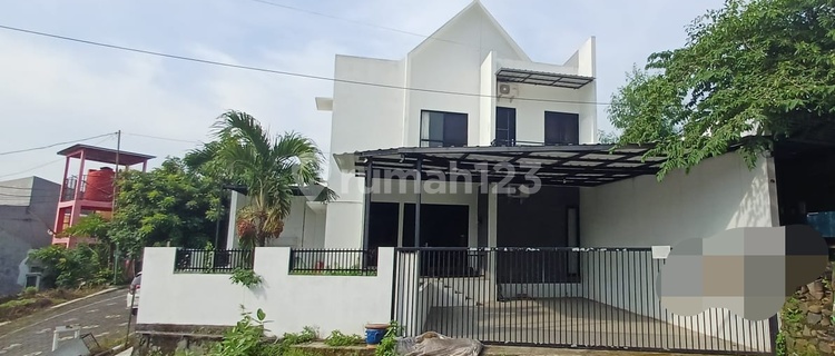 Rumah Cantik di Jangli 1