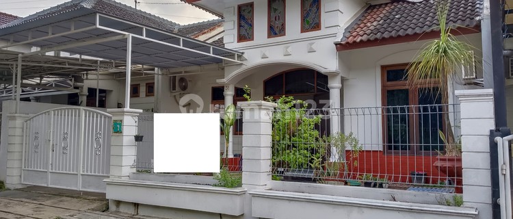 Rumah Cantik Di Bukit Sari 1