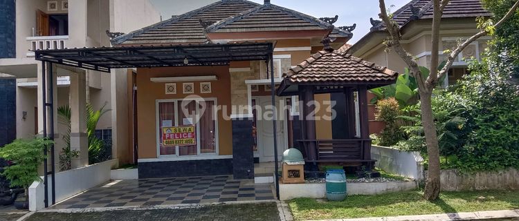 Rumah Cantik Di Bukit Semarang Baru 1