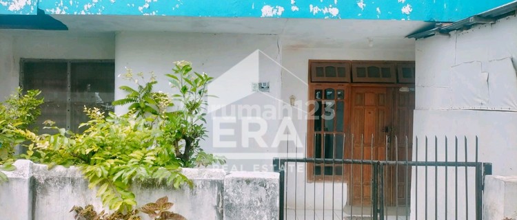 Ready-to-Occupy House in Pekalongan 1