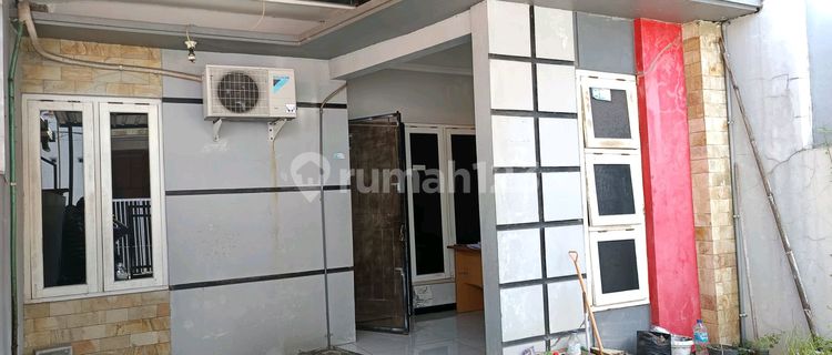 For Sale: Ready-to-Occupy House on Panda Street, East Semarang 1