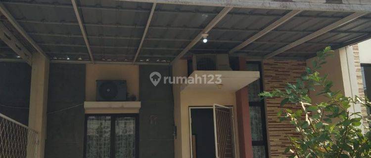 Jual Rumah Greenara Residence Harapan Indah Semi Renov 1