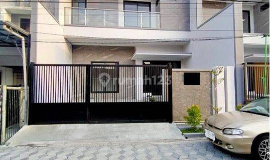 Dijual Rumah Modern Minimalis 2 Lantai Luxury Mulyosari  1