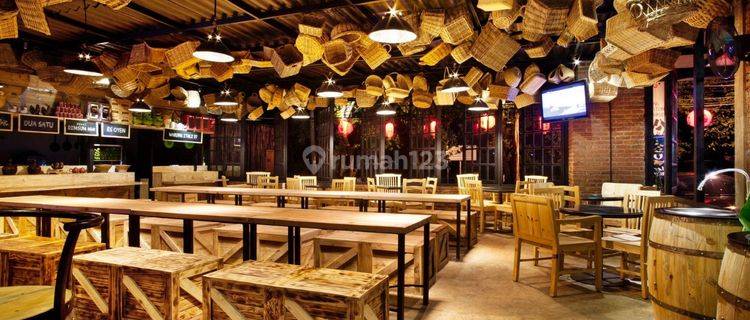 Tempat Usaha di Mainroad Jalan Cisangkuy Riau Strategis 1