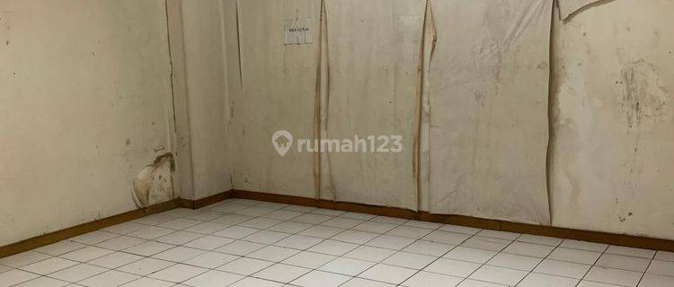 Gedung 3 Lantai Disewa Perlantai Strategis 1