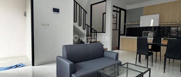 Rumah Baru Minimalis Furnished di Sayap Soekarno Hatta 1