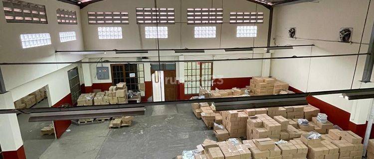 Dijual cepat gudang dan rumah di Cisaranten Kulon, Arcamanik 1