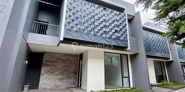 Rumah Brand New Siap Huni Dalam Town House Bintaro, Tangerang Selatan 1