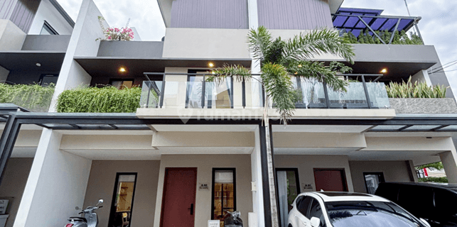 Rumah Privat Home 3 Lantai Dalam Townhouse Di Bintaro, Tangerang Selatan 1