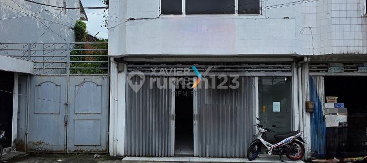 Shop House, Business Space on Dewi Sartika Street, Batu 1