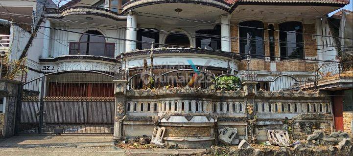 Rumah di Poros Jalan Raya Tidar, Sukun Malang 1