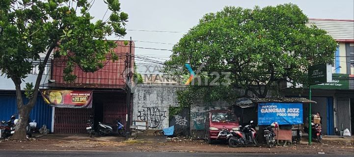 Shop House, Commercial Land Space on Jl. Kolonel Sugiono Axis, Mergosono Malang 1