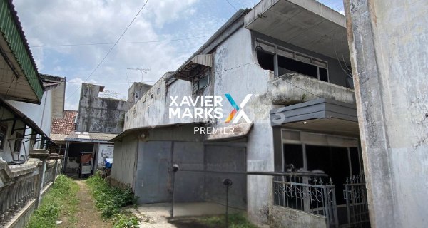 Rumah Bangunan Klasik Hanya Hitung Tanah Saja di Kepanjen, Malang 1