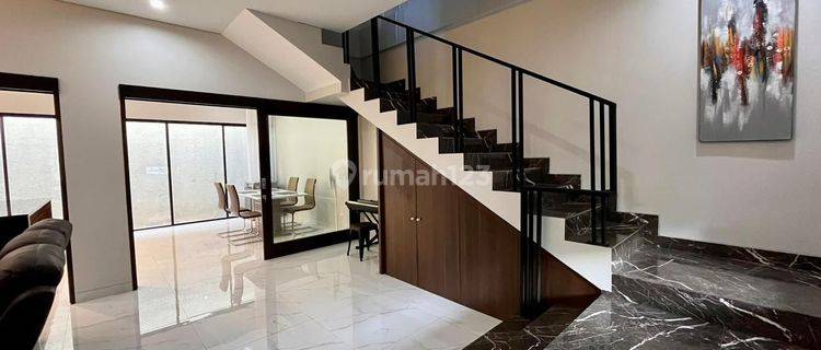 Rumah Full Furnish Mewah Minimalist Hanya 8 Menit Dari Pantai Mertasari Sanur 1