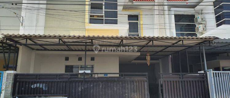 DISEWAKAN  RUMAH LEBAK INDAH 1
