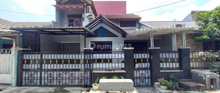 Rumah Hadap Timur Harga Nego 8 menit ke Cimanggis Square Dibantu KPR J20051 1