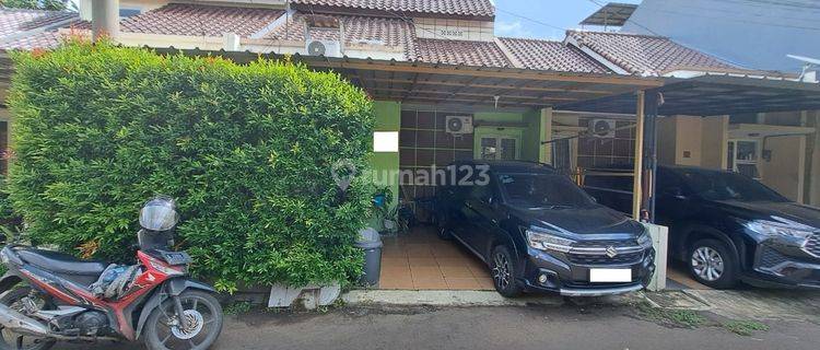 Rumah 2 Lt Luas Ada Carport 15 menit ke Living Plaza Pamulang Harga Nego J21719 1