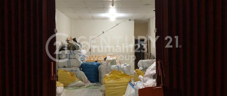 For Rent Fast Shop House in Palmerah West Jakarta 1