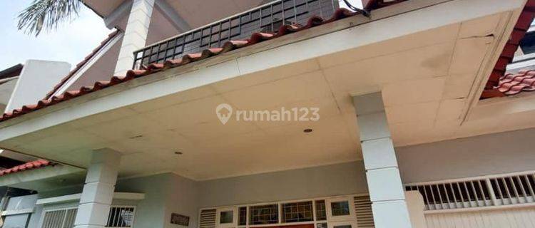 Dijual Rumah 2 Lantai, Furnish, SHM, Jakarta Selatan 1