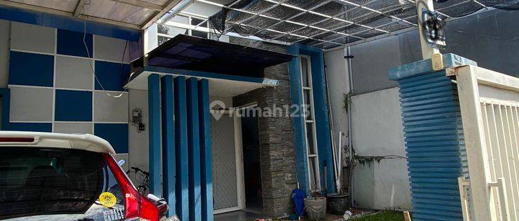 Disewakan Rumah Furnished di King Safira Residence, Sidoarjo 1