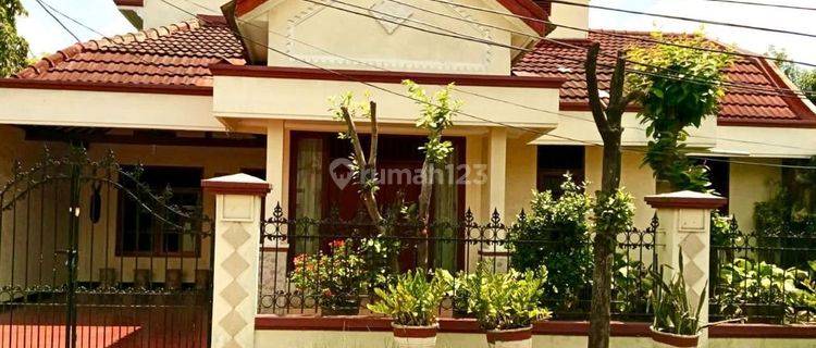 Dijual Rumah Bagus 2 Lantai di Komplek Merpati, Sedati Sidoarjo 1