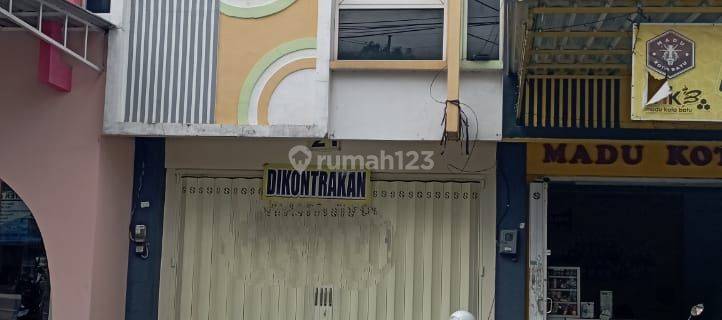 Disewakan Ruko Kertanegara Regency Jalan Raya Karangploso Malang 1