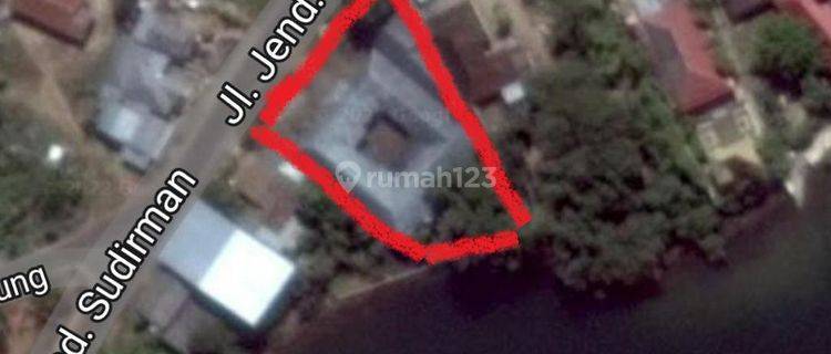 Jual Cepat Rumah Besar Ex Mess Karyawan di Manggar 1