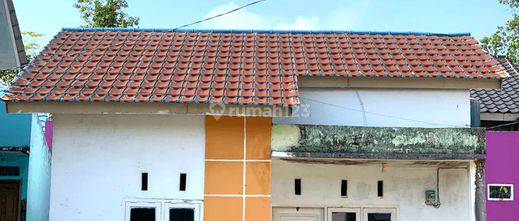 Rumah Bagus Unfurnished SHM di Jl. Kopral Sape'i, No. 10 Pelita Sari Muara Enim, Muara Enim 1
