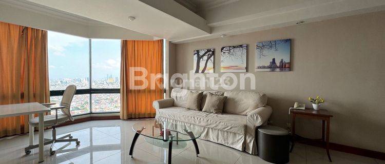 Tinggal bawa koper! Apartemen Taman Anggrek Condo Full Furnish Tanjung Duren, Jakarta Barat 1