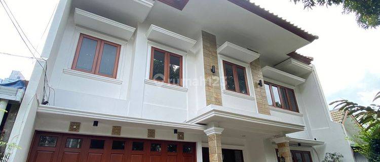 Disewa Rumah Strategis 4 BR Area Senopati Jakarta Selatan 1