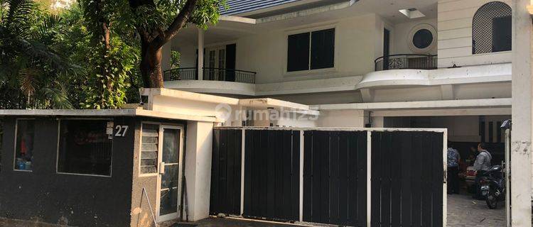 Dijual Rumah Kosong Dengan Luas Tanah 786m2 Berlokasi Diwijaya.  1