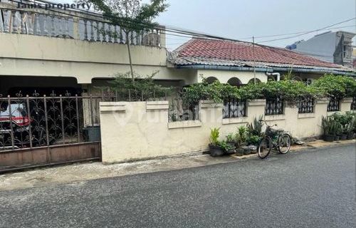 Dijual Rumah 3 BR Luas 600m2 Bebas Banjir Siap Huni Kebayoran Baru Jakarta Selatan 1