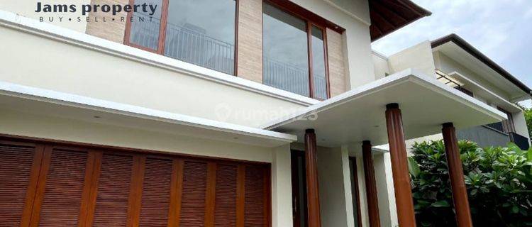 Disewakan Rumah 4 Kamar Tidur Lokasi Strategis Belakang Citos, Modern Tropical House Brand New Renovated Jaksel