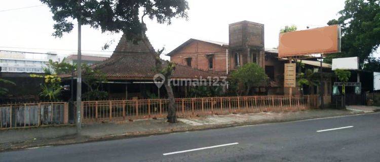 Ruang Usaha Strategis Di Pinggir Ringroad, Cocok Untuk Gudang 1