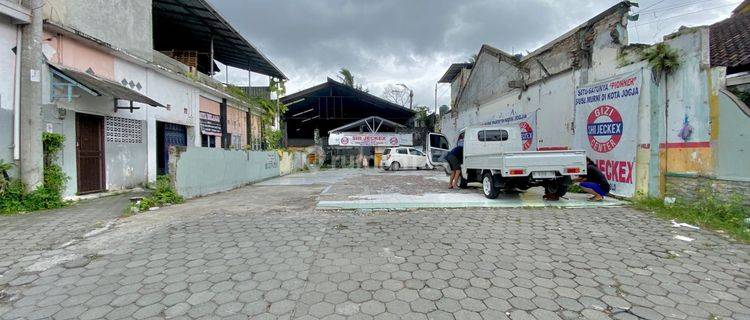 Tanah Luas Cocok Untuk Usaha Gym, Resto, Showroom Di Jl Kaliurang Km 8 Sleman 1