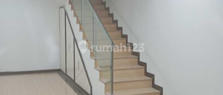 Jual Rumah Baru Taman Surya V 1