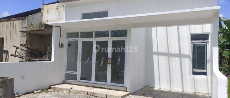 Rumah Murah Bebas Design di Mertoyudan Magelang Dekat Artos Mall 1