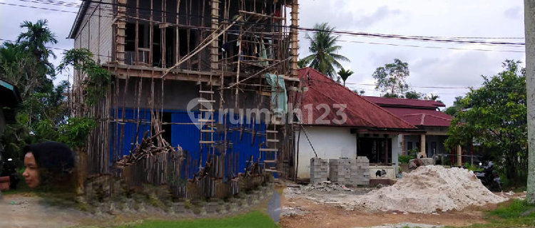 Strategic Shop House Suitable for Various Businesses on Mempawah Main Road 1