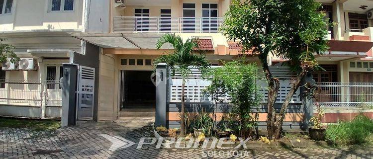 Disewakan Rumah Modern Elite di Perum Maesonet, Sukoharjo 1