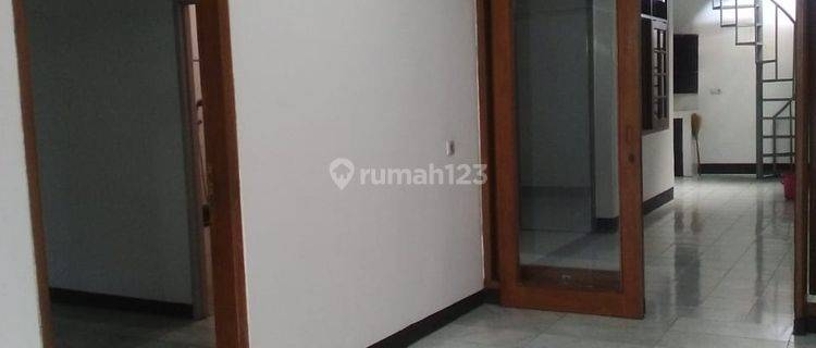 Disewakan Rumah di Kembar Mas, Sayap Moch Toha Bandung 1