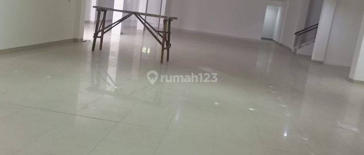 Dijual Ruang Usaha 3 Lantai Sayap Dago Cocok Untuk Klinik, Cafe, Bank  1