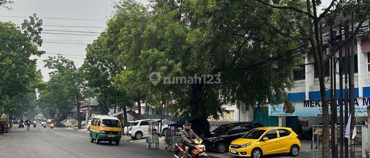 Disewakan Ruang Usaha Cocok Untuk Showroom di Bandung Kota 1