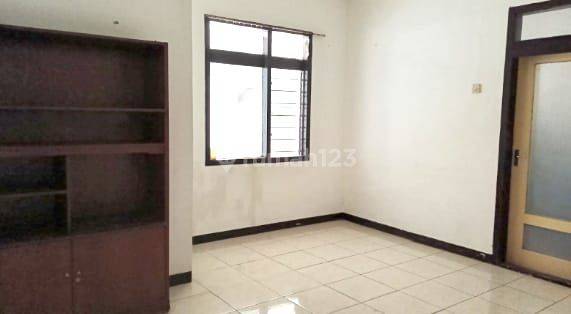 Jual Rumah Kost Sayap Sudirman 1