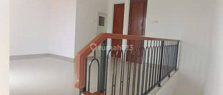  Rumah 2 Lantai Asri Nyaman Harga Murah Akses Masuk 2 Mobil 1