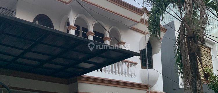 Rumah 2 Lantai Dalam Komplek Bisa Untuk Kantor / Tempat Tinggal Strategis Di Mega Kuningan 1