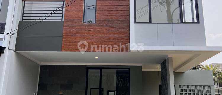Rumah Siap Huni Bagus Dlm Komplek Dekat ke Tol 1