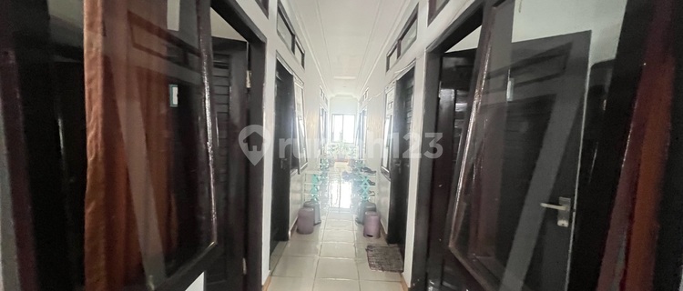 Active Full Boarding House for Sale in Ciumbuleuit, Near Unpar Bandung 1