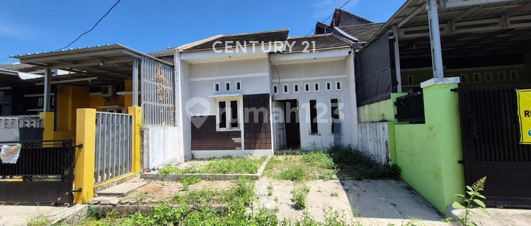 Residential House in Ciperna City Park, Cirebon 1