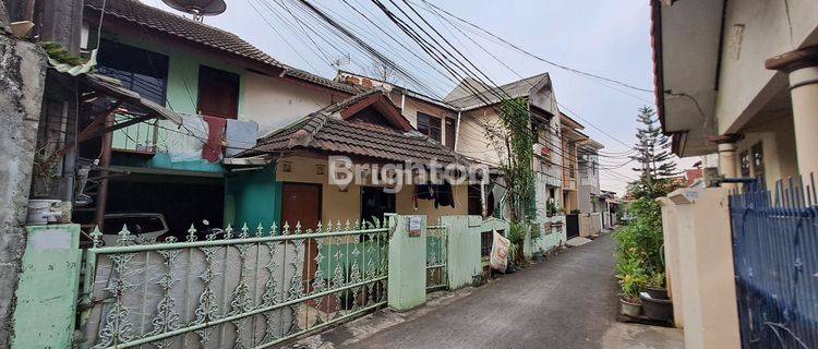 Rumah Kost Di JL Raya Kalisari GG H Miun Jakarta Timur  1
