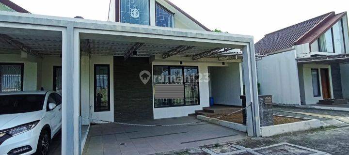 Rumah bagus siap pakai di Perumahan elite kartosuro 1